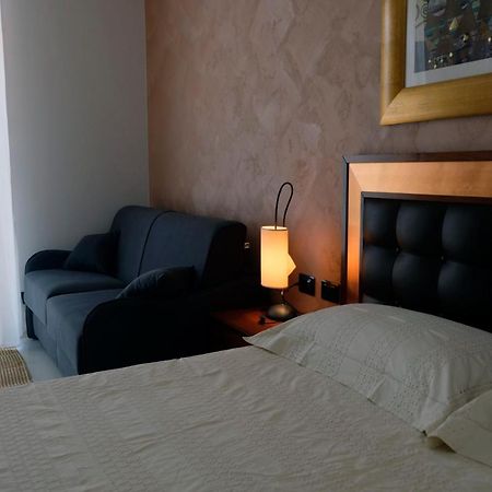 Villa Floyd Charming Rooms B&B Pachino Esterno foto