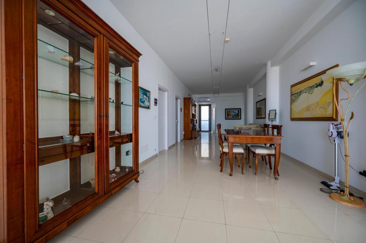 Villa Floyd Charming Rooms B&B Pachino Esterno foto