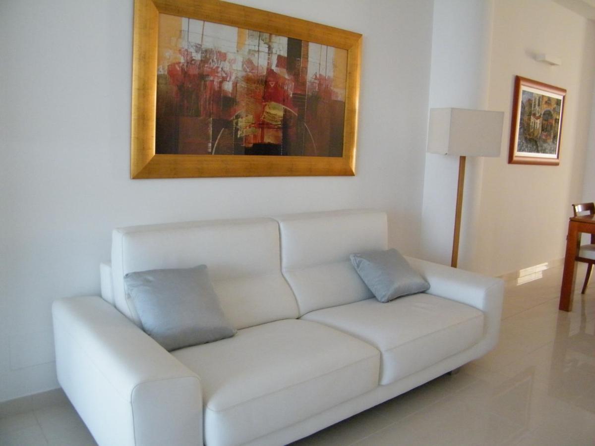 Villa Floyd Charming Rooms B&B Pachino Esterno foto