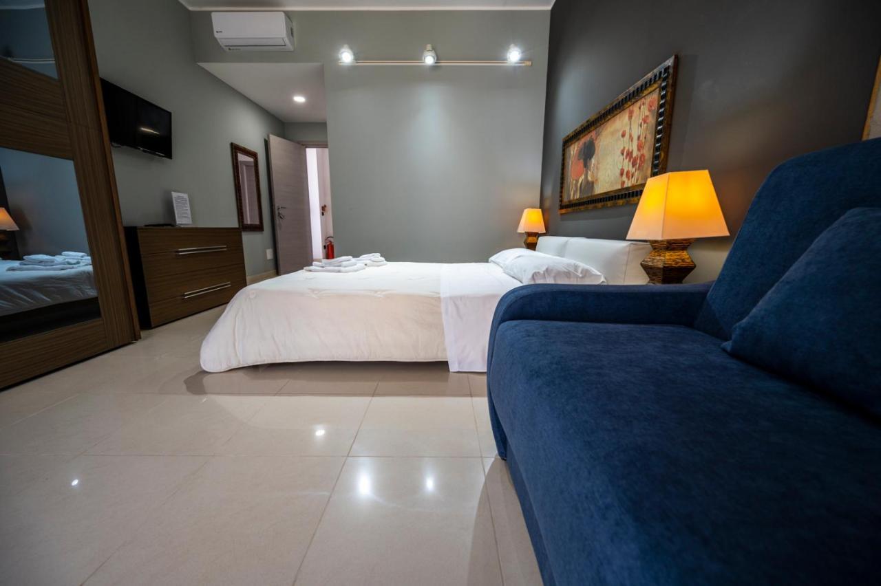 Villa Floyd Charming Rooms B&B Pachino Esterno foto